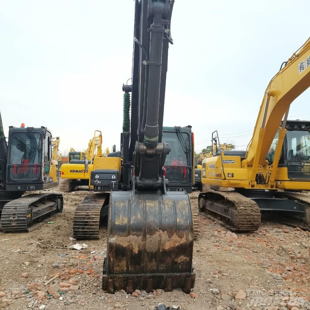 Volvo EC 240 Гусеничні екскаватори