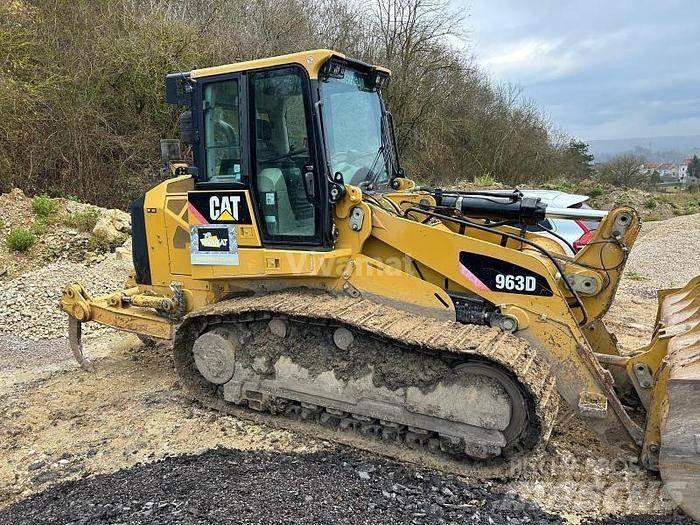 CAT 963D Фронтальні навантажувачі