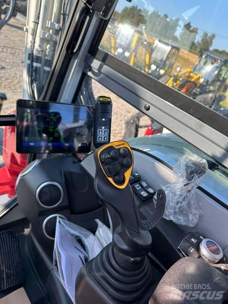 Takeuchi TB 395 W Колісні екскаватори
