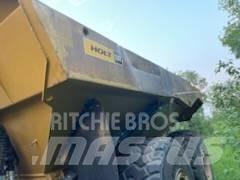 CAT 740 B Зчленовані самоскиди