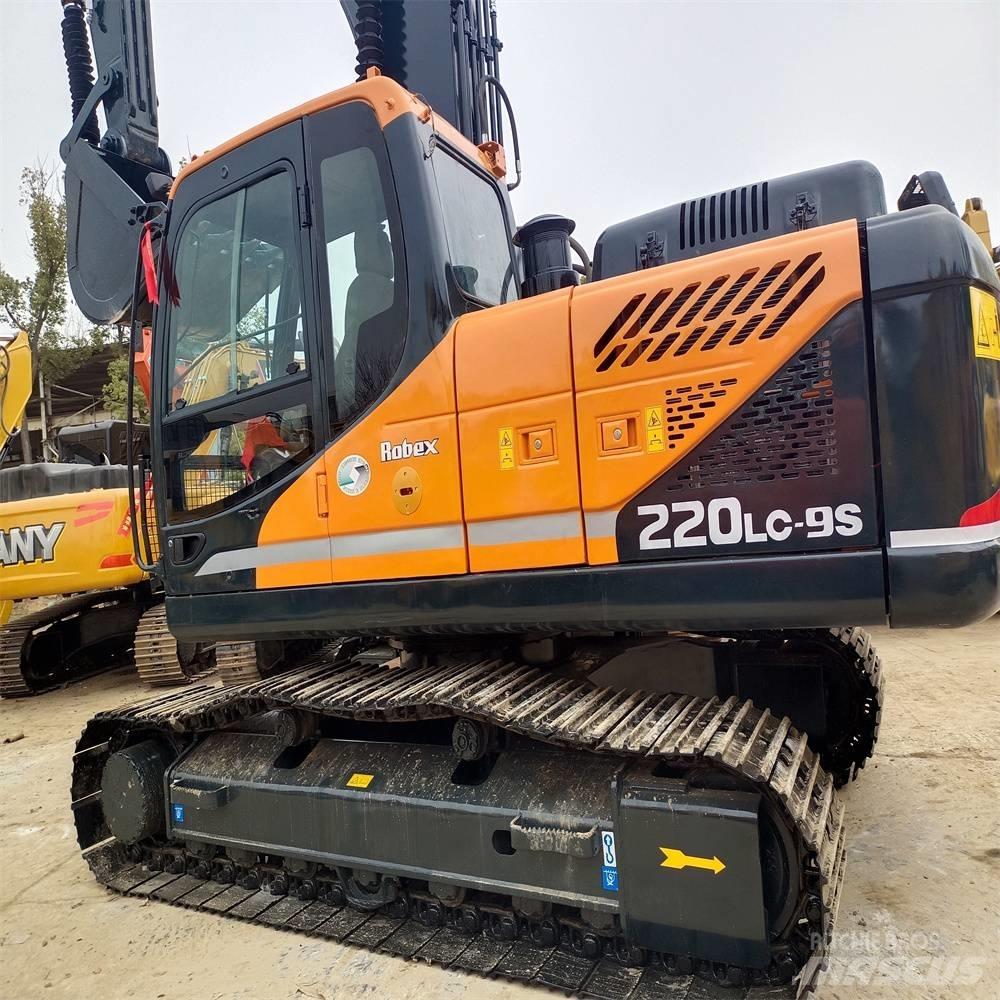Hyundai 220LC-9S Гусеничні екскаватори