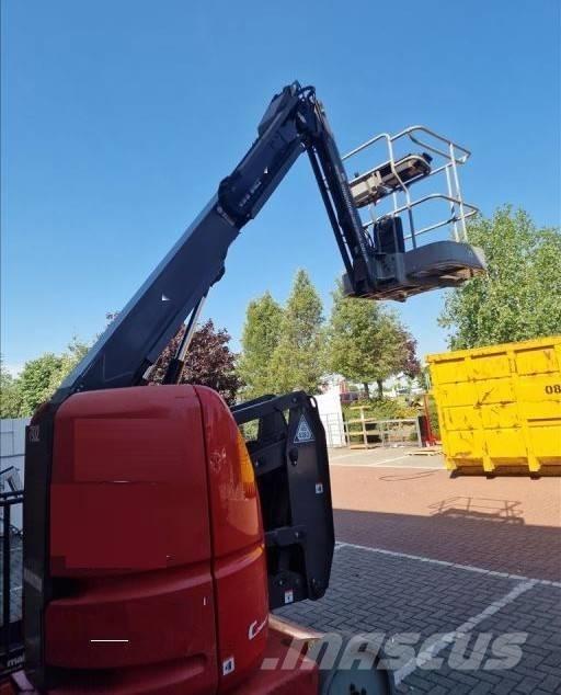 Manitou 120 AET J Колінчаті підйомники