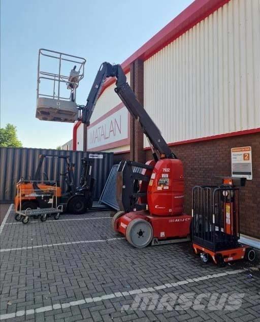 Manitou 120 AET J Колінчаті підйомники