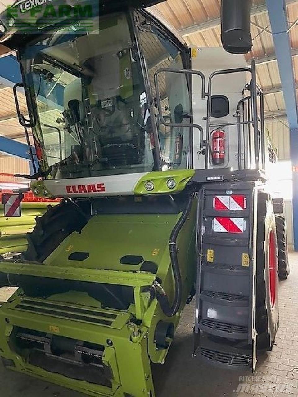 CLAAS lexion 7700 Зернозбиральні комбайни