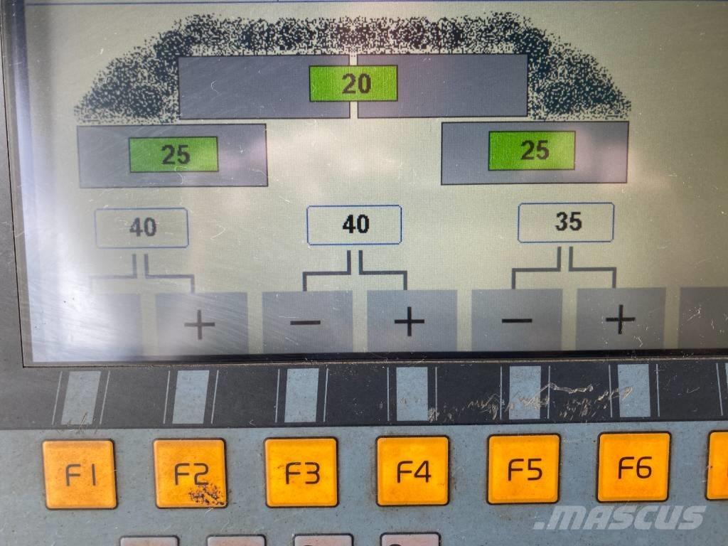 Volvo P7820C Асфальтовкладачі