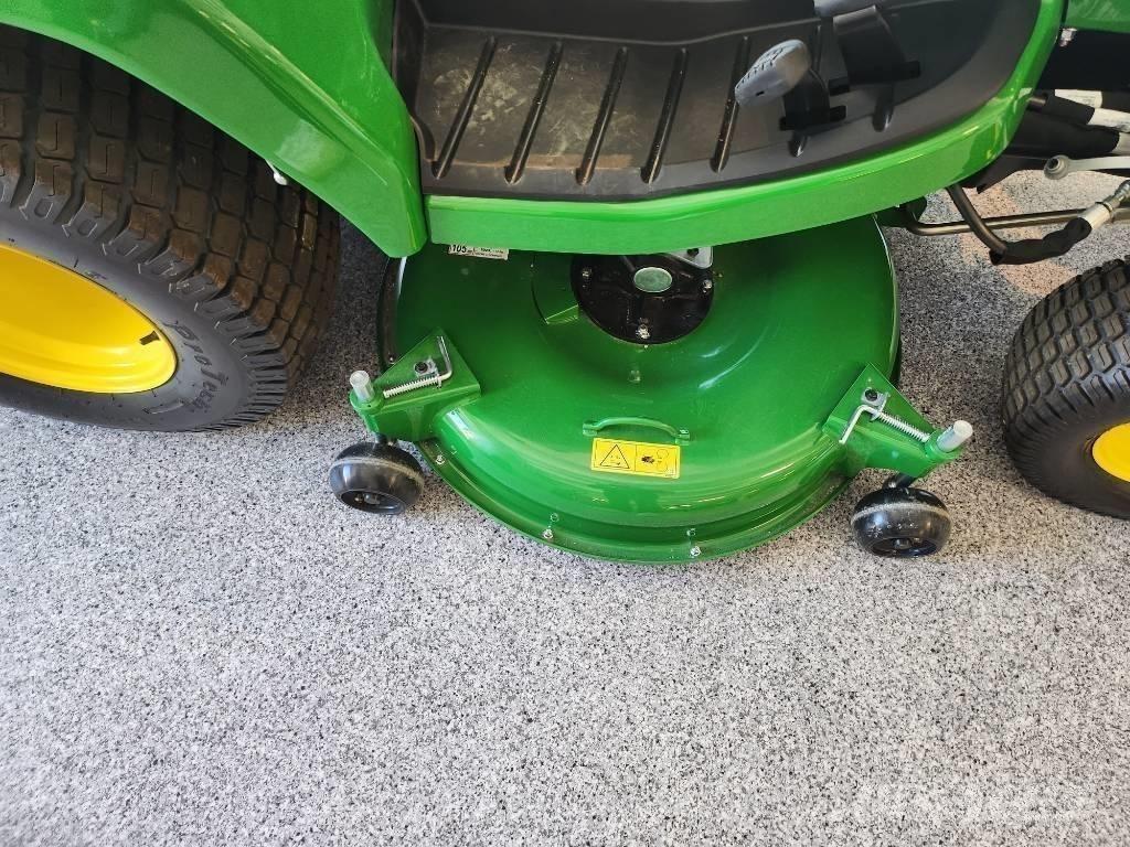 John Deere 950R Самохідні газонокосарки