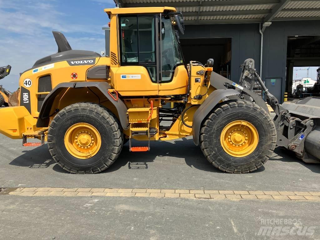 Volvo L 90 H Фронтальні навантажувачі