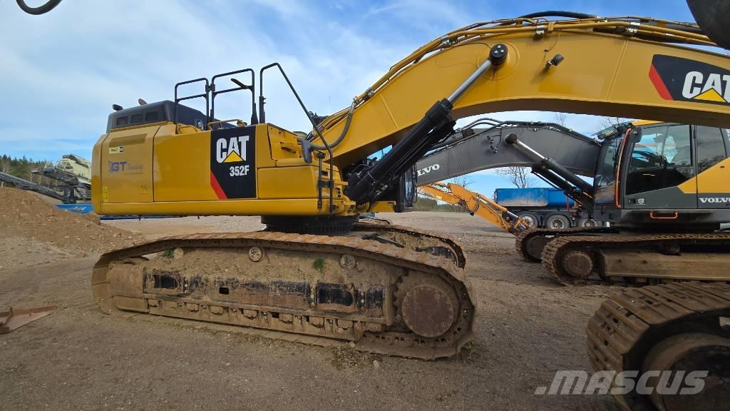 CAT 352 F Гусеничні екскаватори