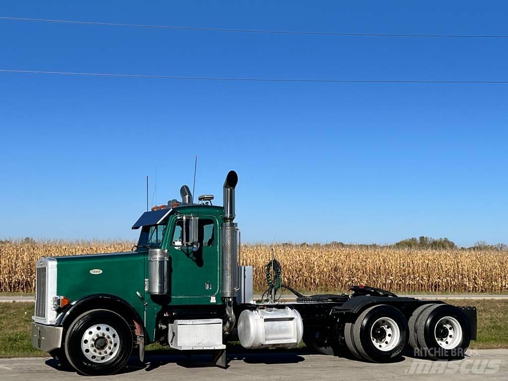 Peterbilt 379 Тягачі