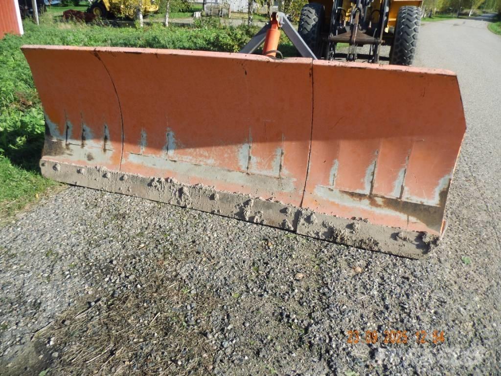 Volvo L 40 B Фронтальні навантажувачі