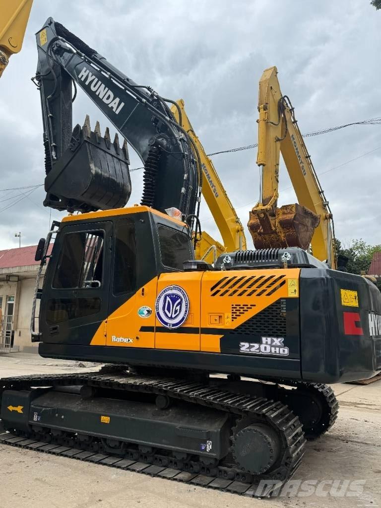 Hyundai HX220HD Гусеничні екскаватори