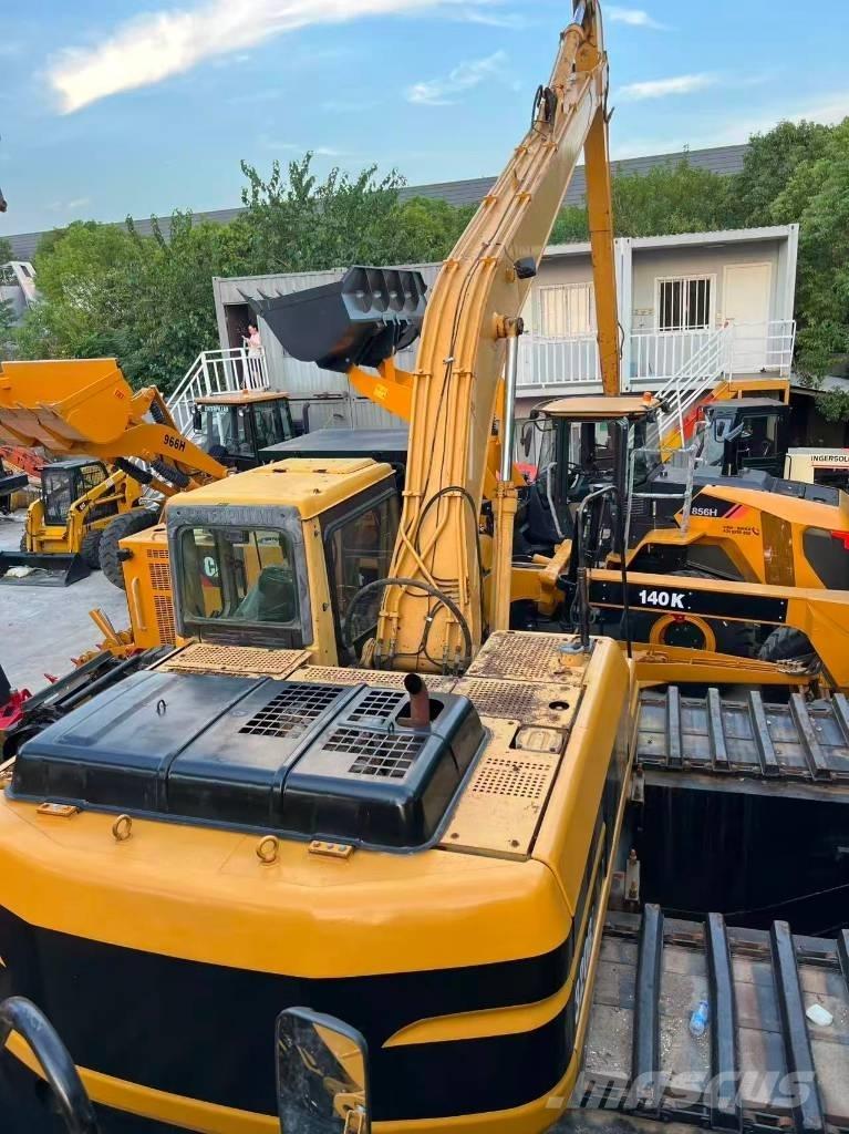 CAT 320 B L Екскаватори-амфібії