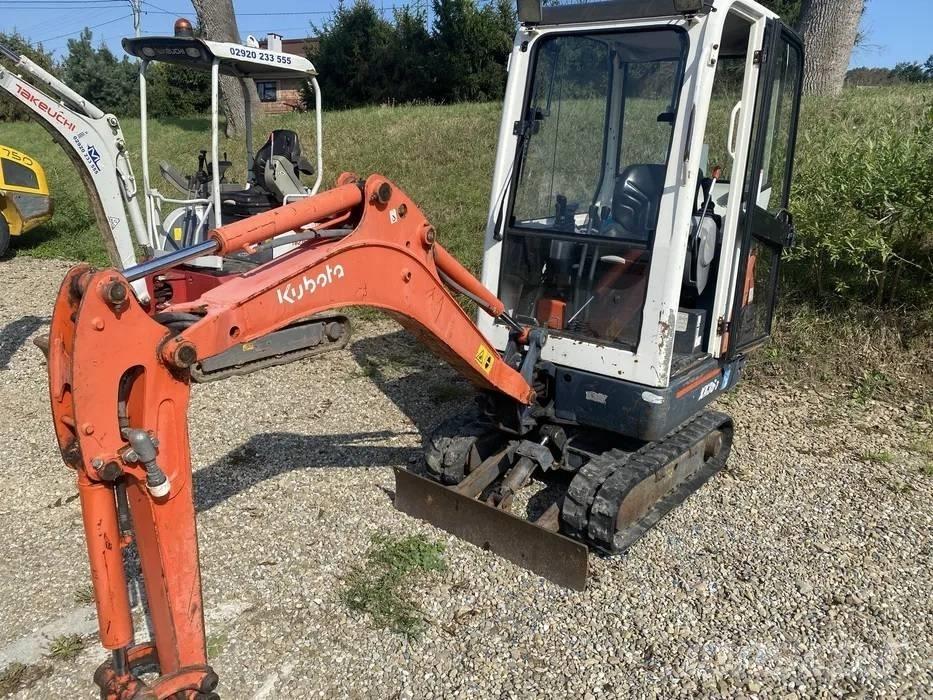 Takeuchi TB 215 R Міні-екскаватори < 7т