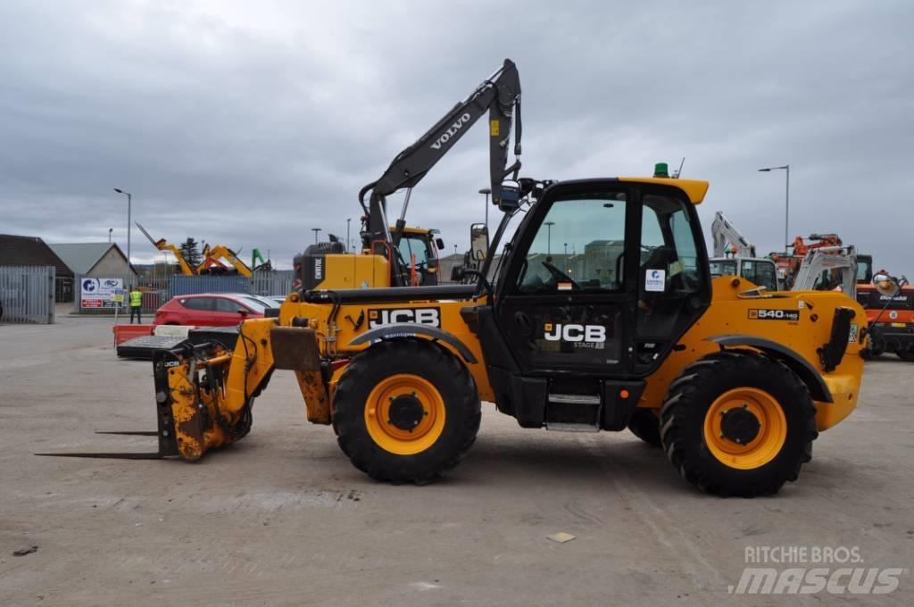 JCB 540-140 Телескопічні навантажувачі