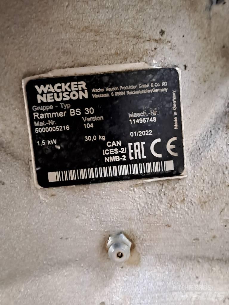 Wacker Neuson BS30 Трамбувальники