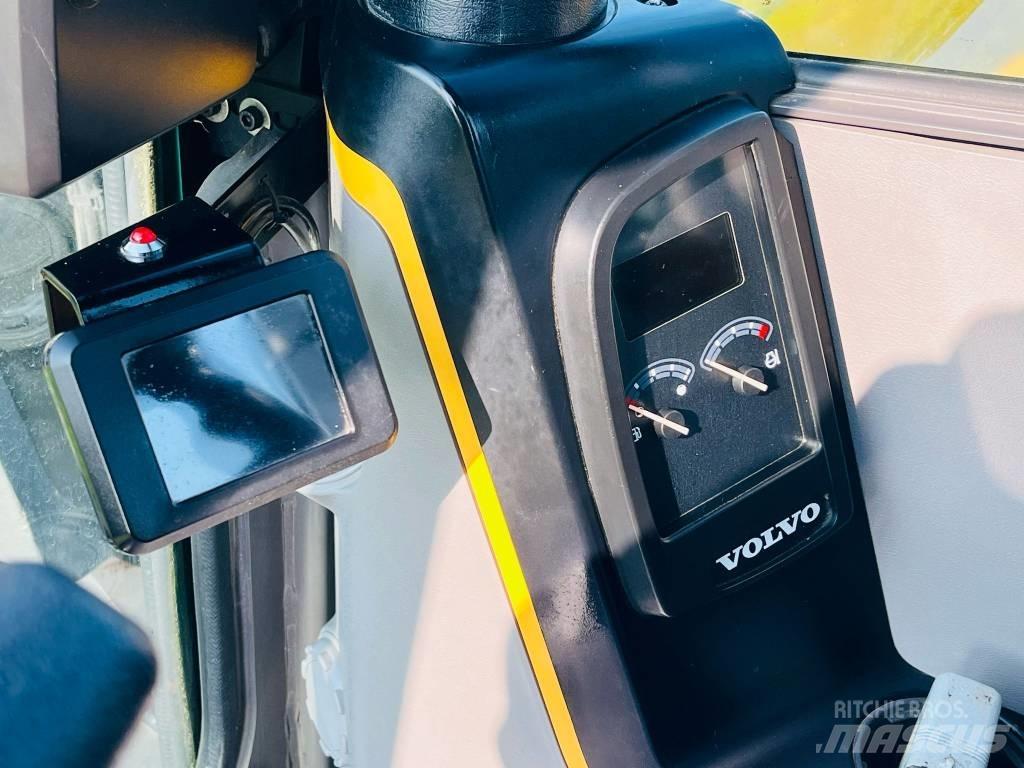 Volvo ECR 88 D Гусеничні екскаватори