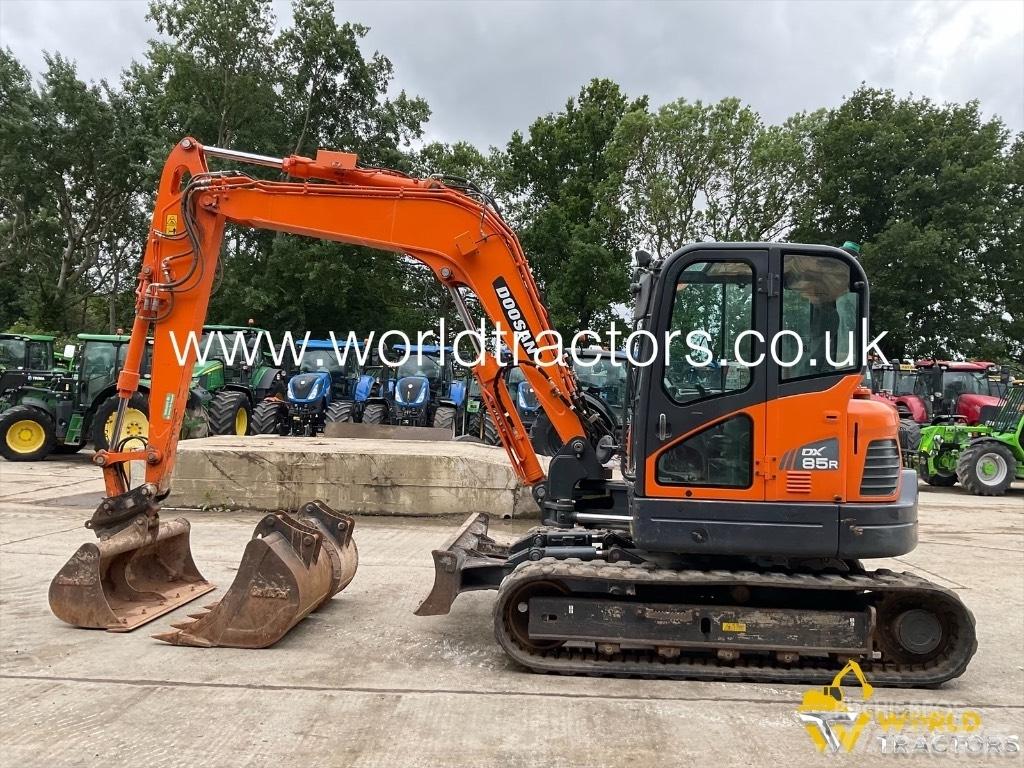 Doosan DX 85 R-3 Середні екскаватори 7т. - 12т.