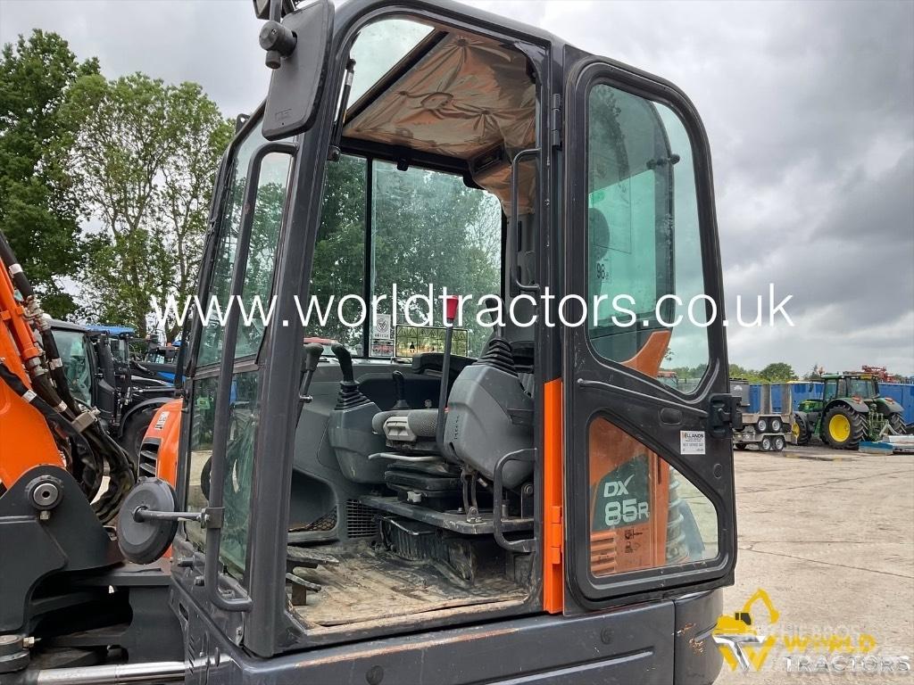 Doosan DX 85 R-3 Середні екскаватори 7т. - 12т.