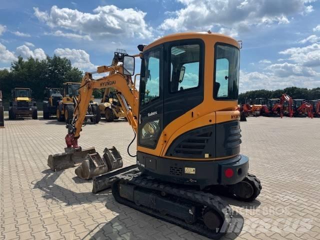 Hyundai R25Z-9 AK Міні-екскаватори < 7т