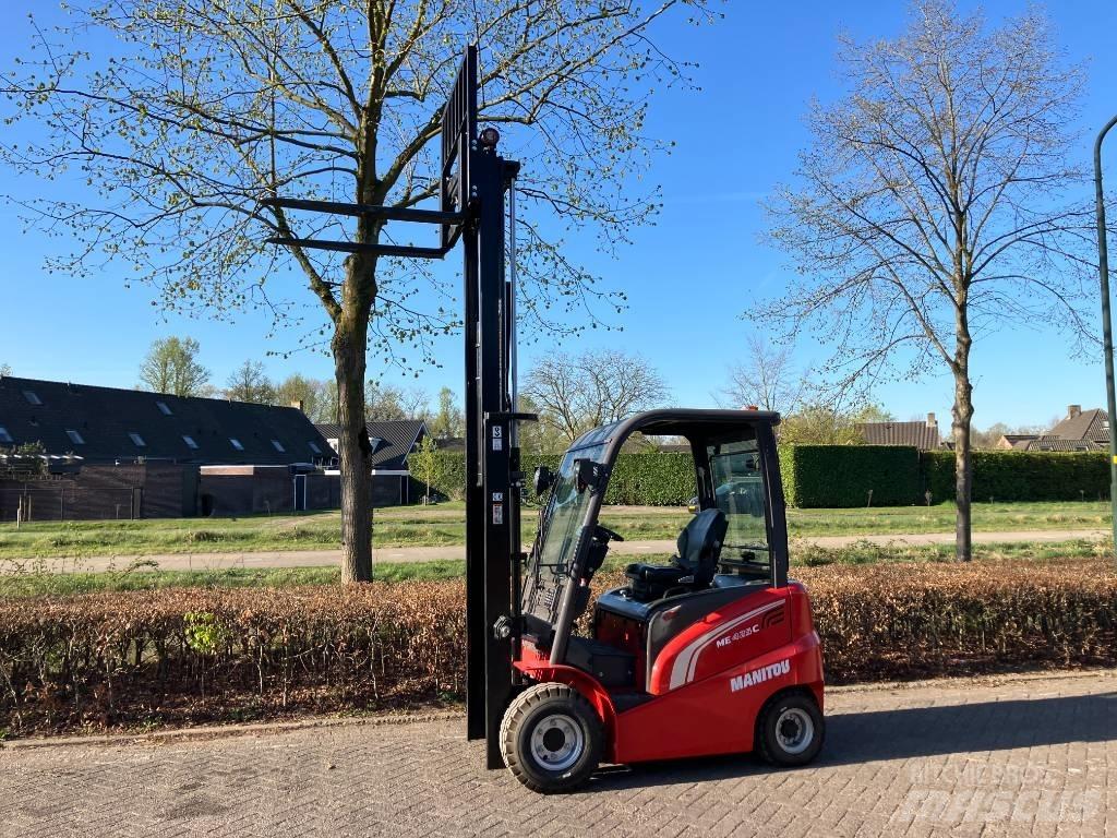 Manitou ME 425 Електронавантажувачі