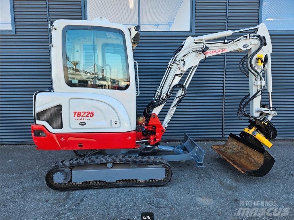 Takeuchi TB 225 Міні-екскаватори < 7т