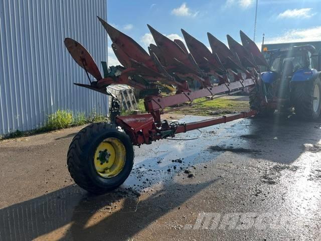 Kverneland 100-8 Реверсивні плуги