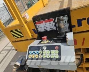 Haulotte H 15 SX Підйомники-ножиці