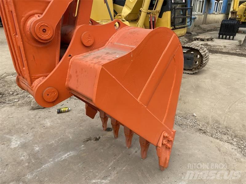Doosan DX150 Гусеничні екскаватори