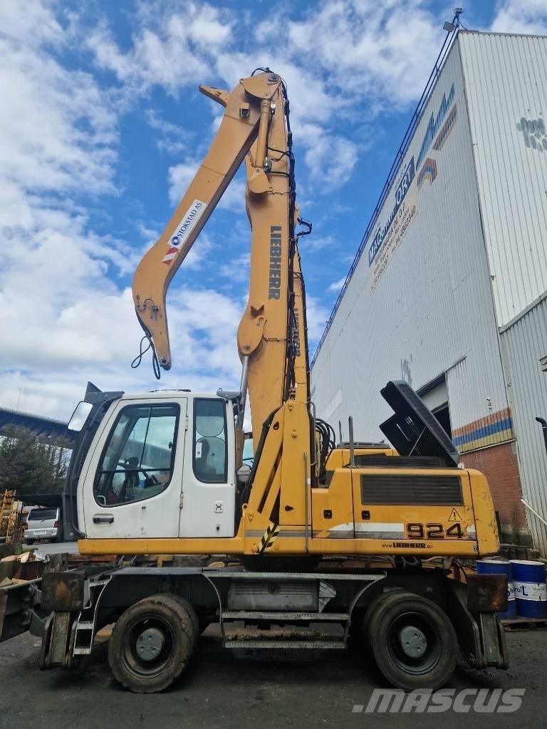 Liebherr A924C Перевантажувачі металобрухту/промислові навантажувачі