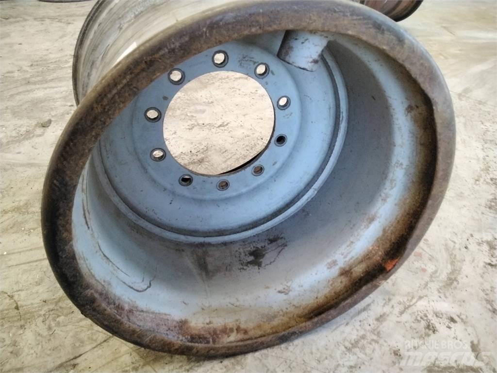 Valmet 860 24x26,5 Шини