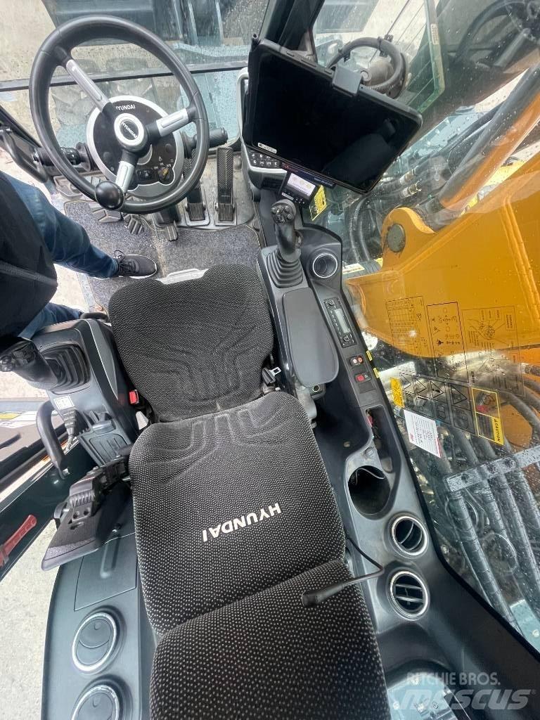 Hyundai HW160 Колісні екскаватори