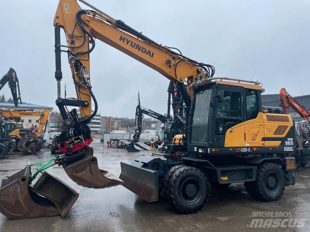 Hyundai HW160 Колісні екскаватори