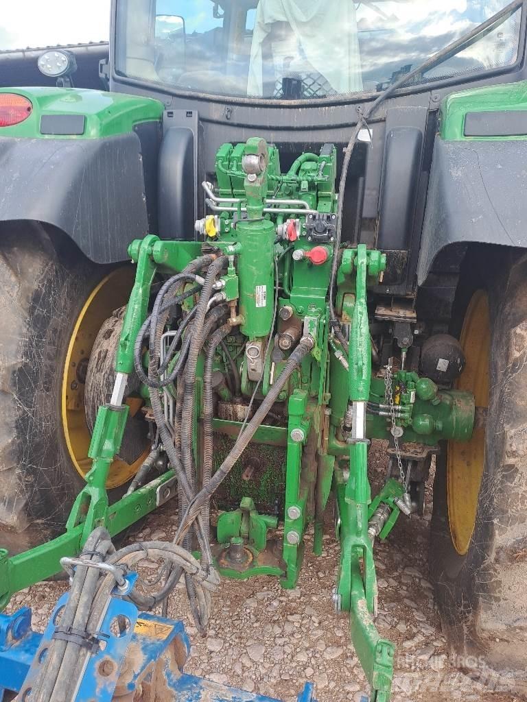 John Deere 6155R Трактори