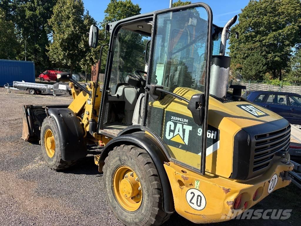 CAT 906 H Фронтальні навантажувачі