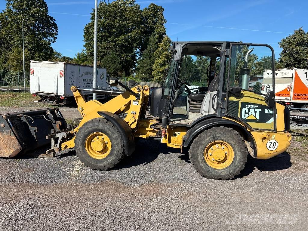 CAT 906 H Фронтальні навантажувачі