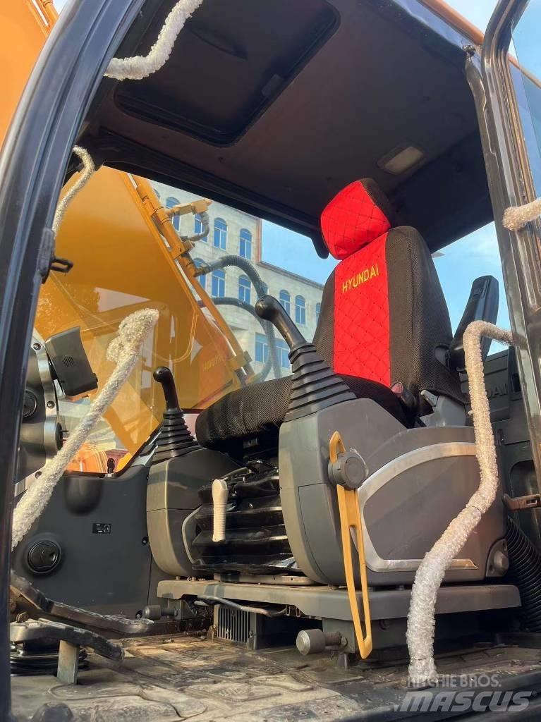 Hyundai R220LC-9S Колісні екскаватори