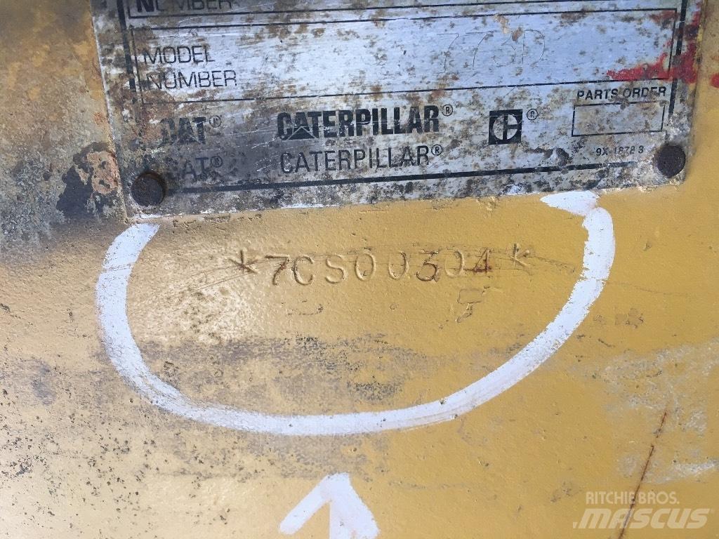 CAT 773D Кар`єрні самоскиди
