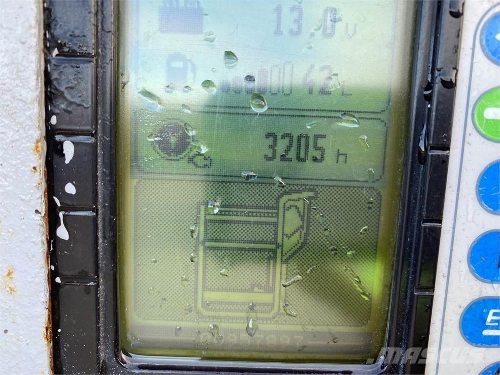 Manitou 260TJ Колінчаті підйомники