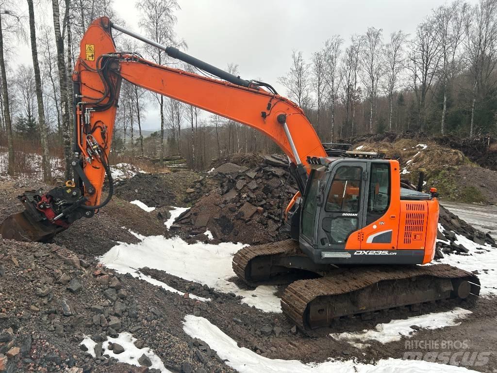 Doosan DX 235 LCR-5 Гусеничні екскаватори