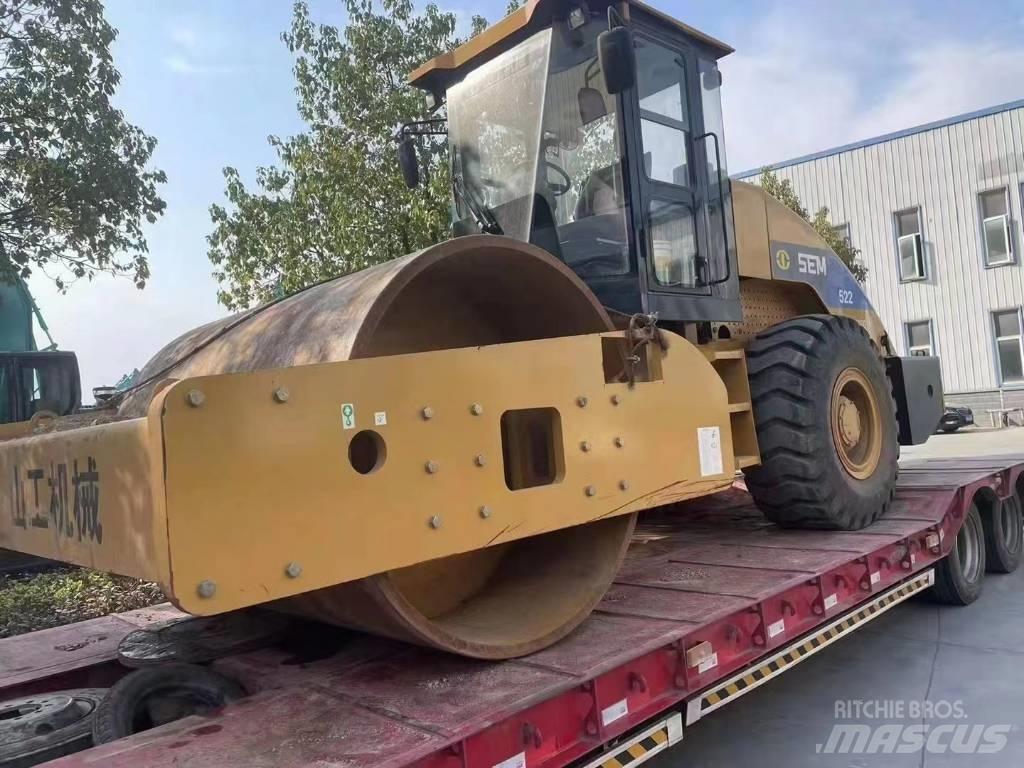 SEM 8220 road roller Грунтові котки