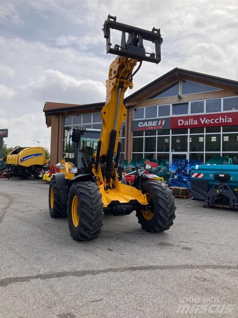 JCB TM 320 Телескопічний навантажувач