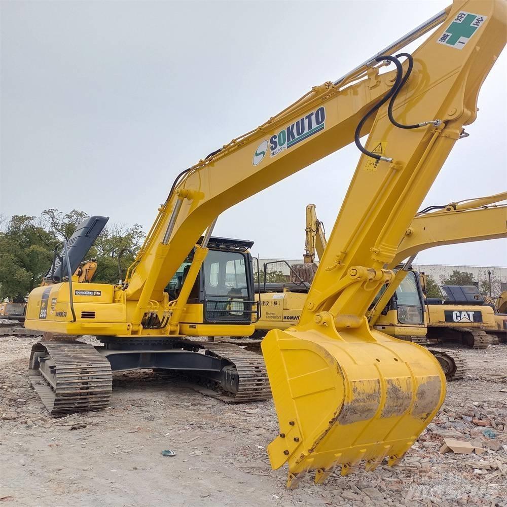 Komatsu PC 200 Гусеничні екскаватори