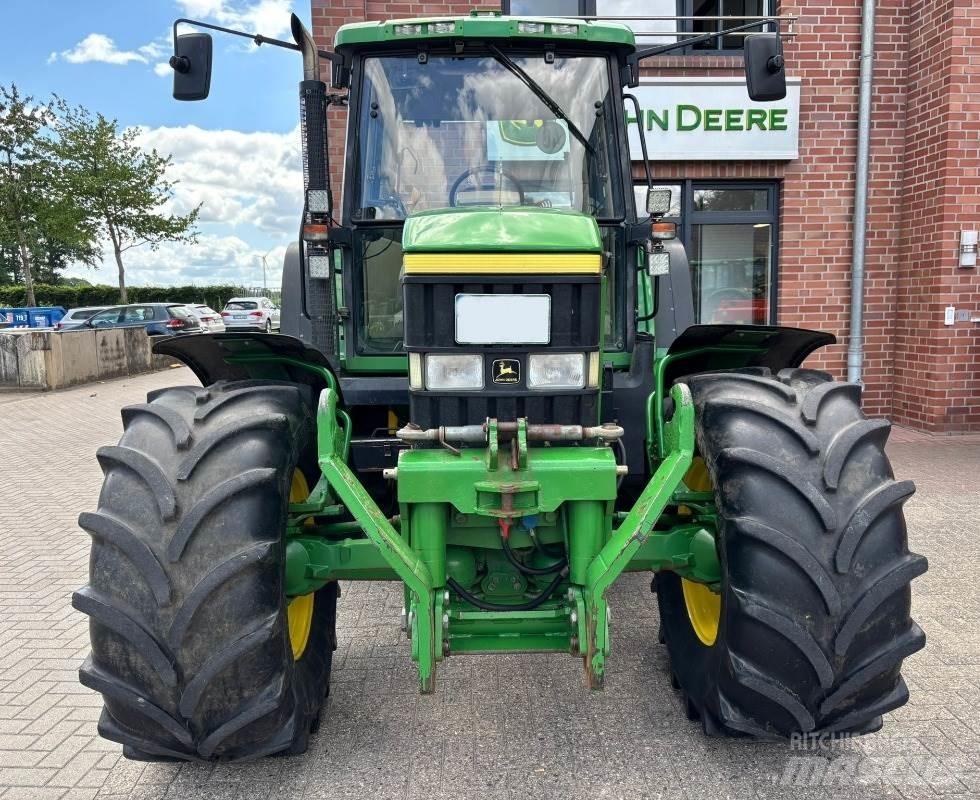 John Deere 6610 Трактори