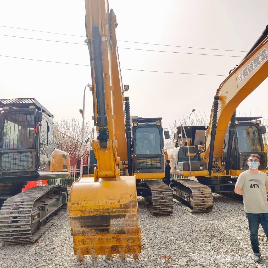 CAT 320D Гусеничні екскаватори