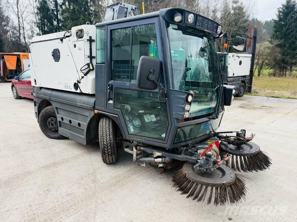 Schmidt Swingo 200 Підмітальні машини