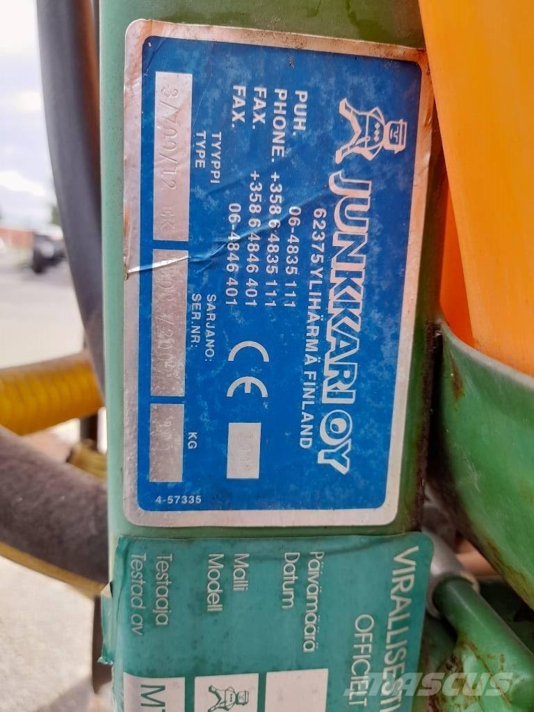 Junkkari 3/700/12 Навісні обприскувачі