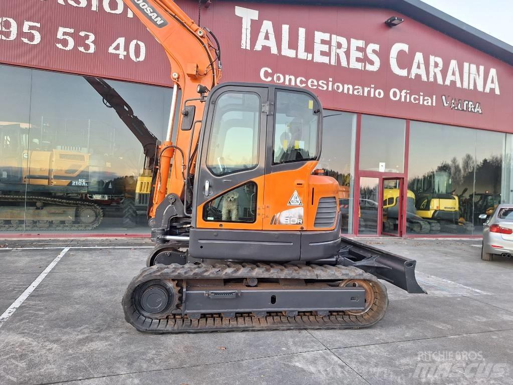 Doosan DX 80 R Середні екскаватори 7т. - 12т.