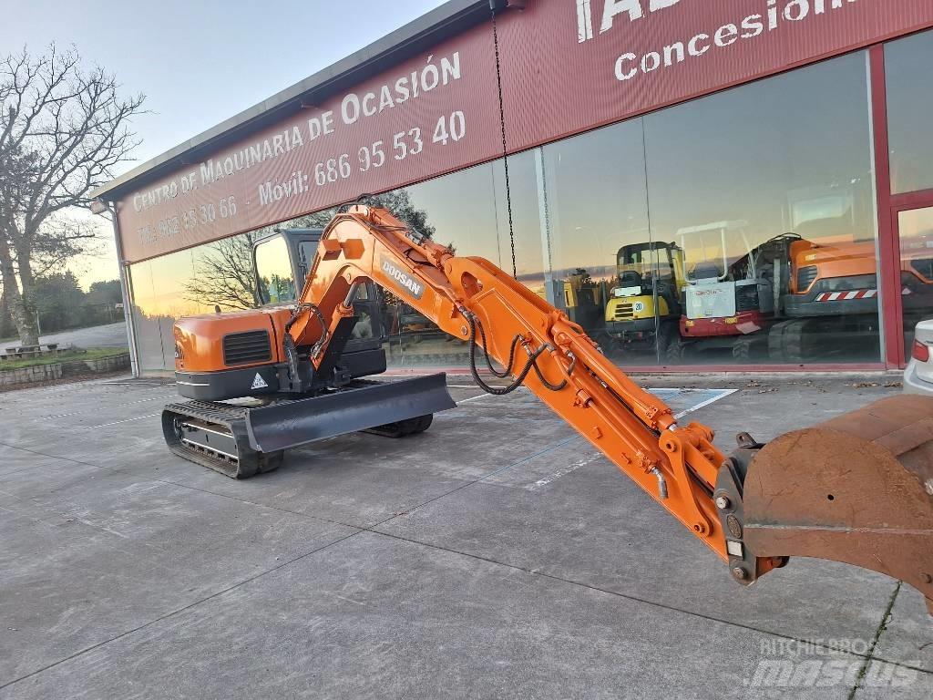 Doosan DX 80 R Середні екскаватори 7т. - 12т.