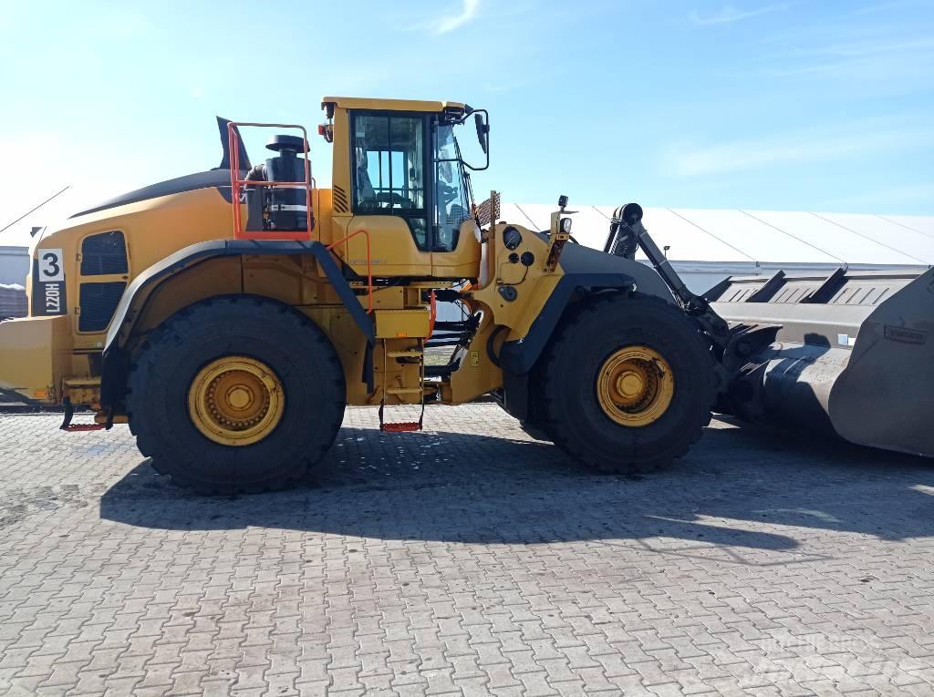Volvo L 220 H Фронтальні навантажувачі
