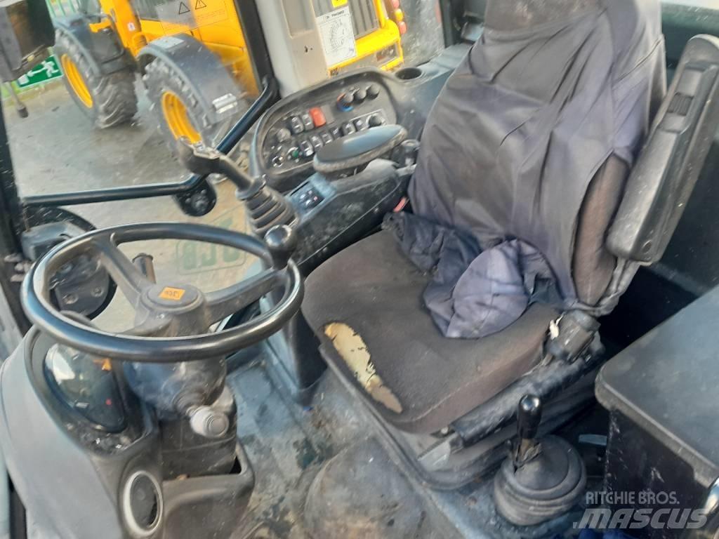 JCB TM 320 S Телескопічний навантажувач